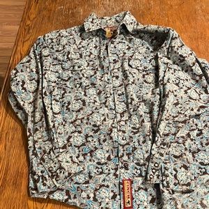 Pretty blue pattern! Men’s cinch  medium shirt